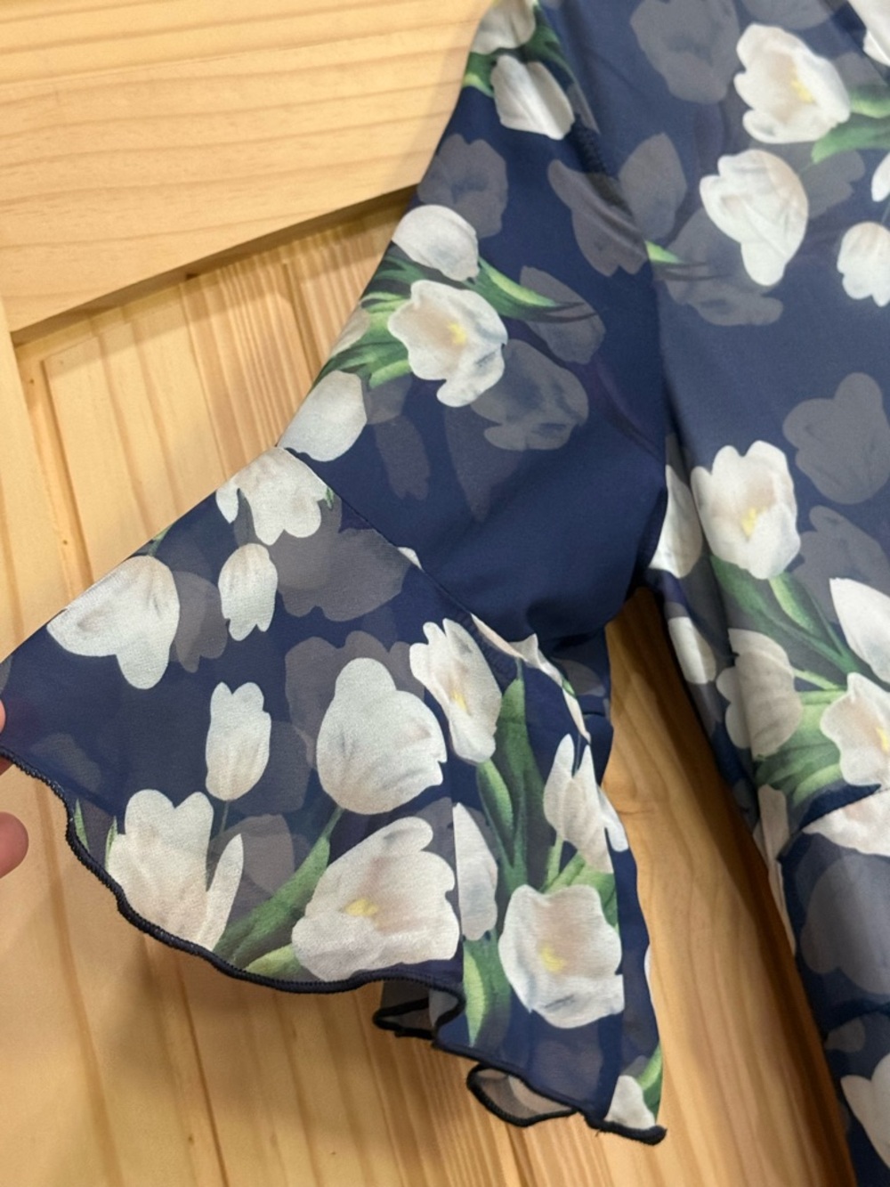 Navy Floral V-Neck Chiffon Dress - Picture 4 of 8